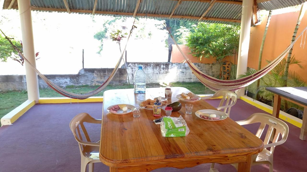 Conrado'S Guesthouse B&B Las Avispas Exteriör bild